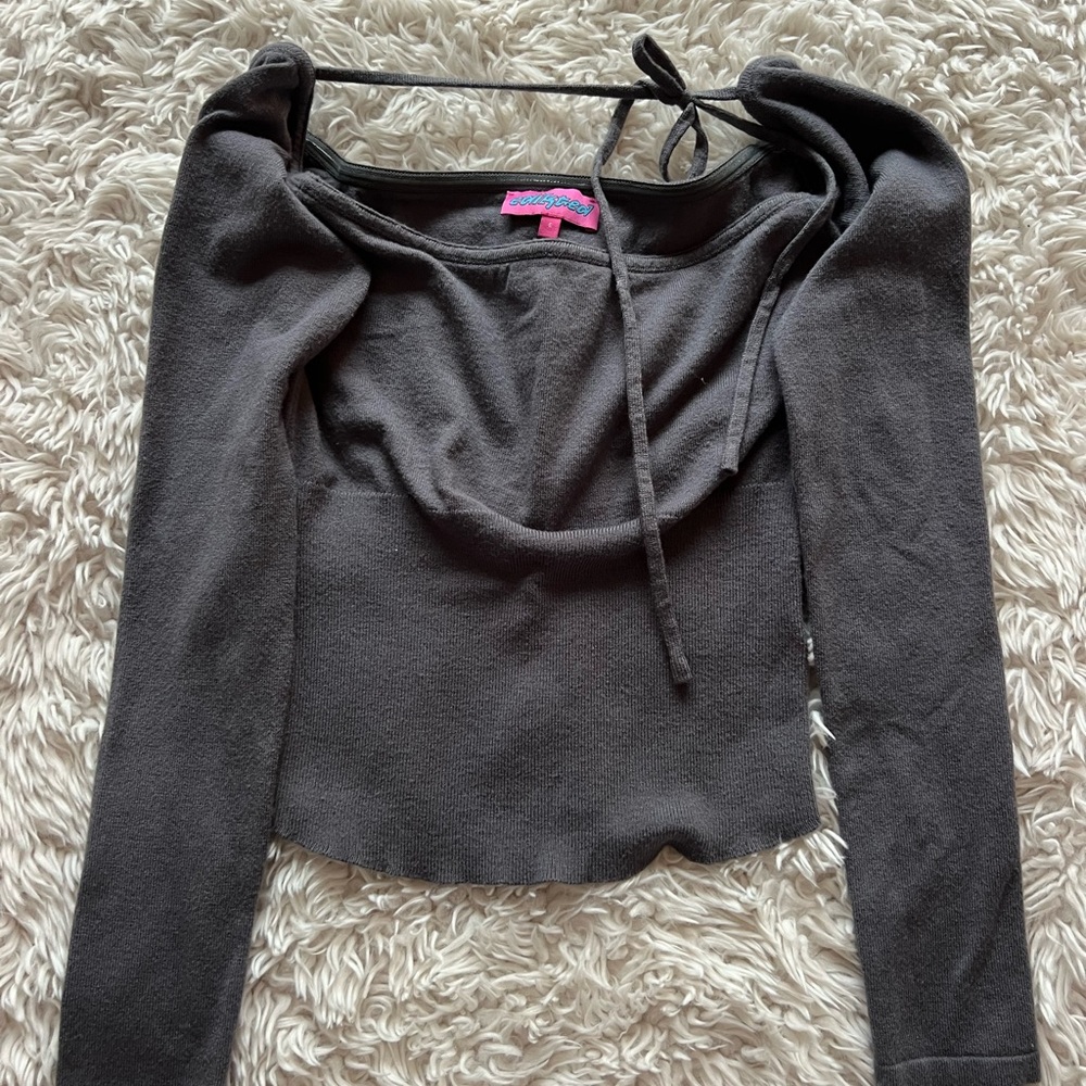 Edikted Jane Tie Front Knit Top - Picture 8 of 9